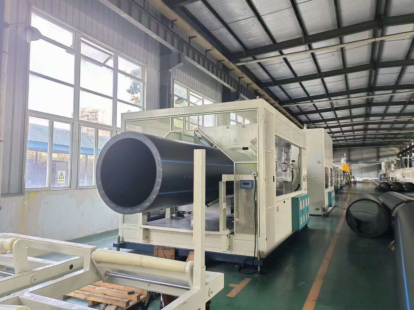 HDPE cevi z večjim premerom in težave s hlajenjem